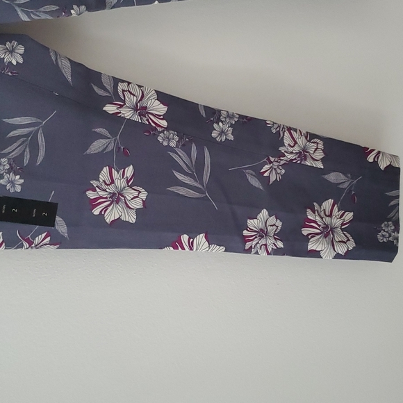 Flower print - Picture 3 of 3